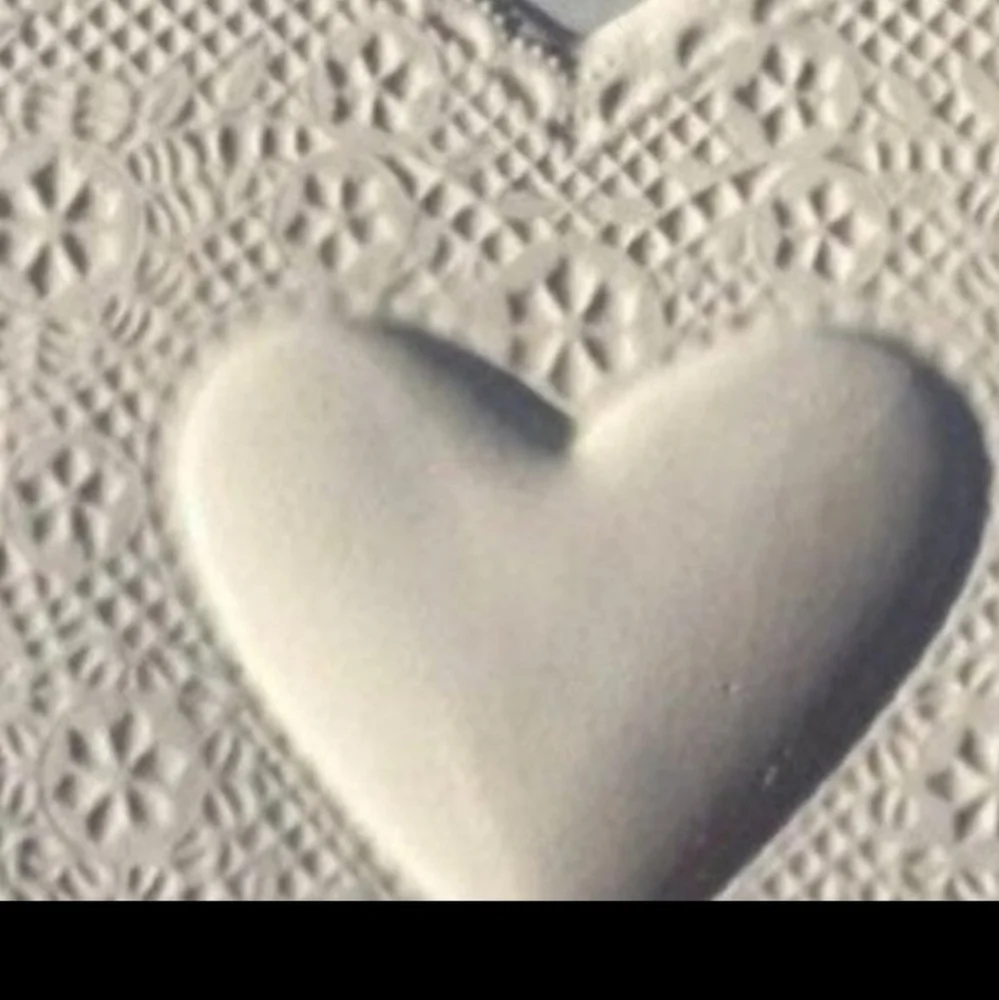 Vintage Ceramic Heart-Shaped Jewelry Box